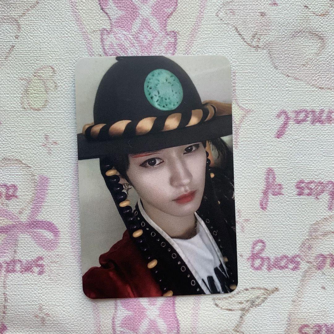 

[Б/У] Альбом StrayKids in Life Бонусная торговая карта из магазина Subk Reno