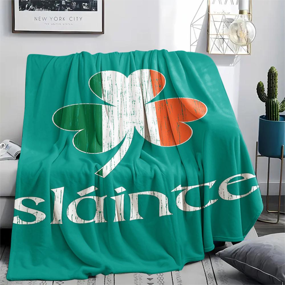 St.Patrick's Day Green clover Print Flannel Blanket,High quality Comfortable for All Seasons,Home Decor,Warmth and Comfort,Perfect for Christmas Gifts