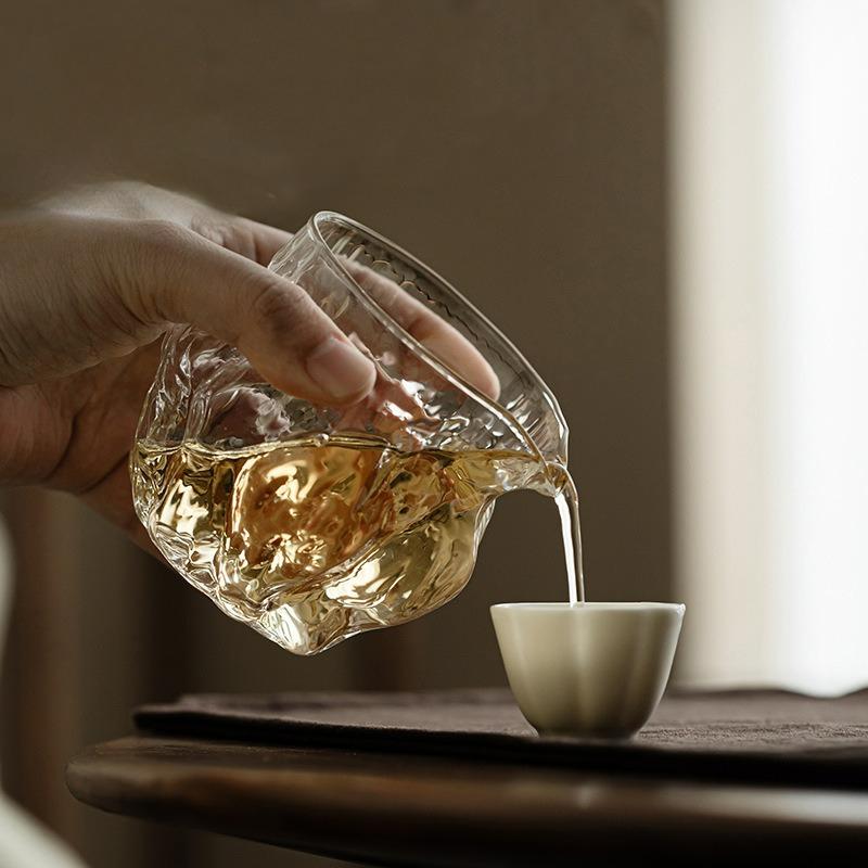 Japanese Style Glass Fair Cup Heat Resistant Kung Fu Chahai Creative Thickening Transparent Teacup Teaware Accessories 280ML