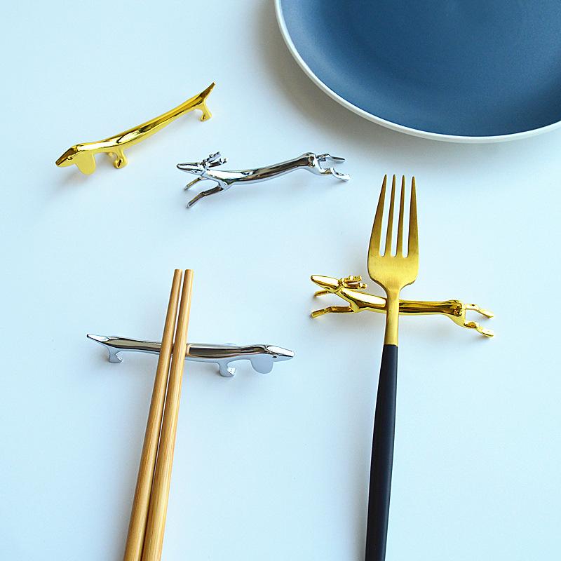 Art Craft Zinc Alloy Cutlery Bracket Holder Silver Cute Tableware Rack Holder Fawn /Little Dog Shape Cutlery Storage