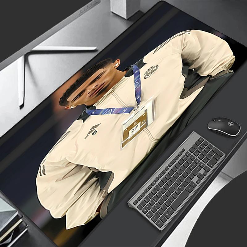 Jude Bellingham Theme Premium Non-slip Mouse Pad with Stitched Edges,Durable Rubber Material,for Desktop & Gaming Great Gifts