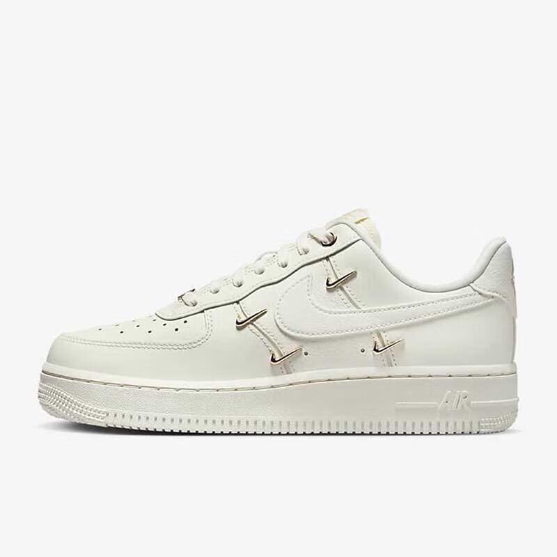 

Nike Women s Air Force 1 Sneakers FV3654-111 38.5