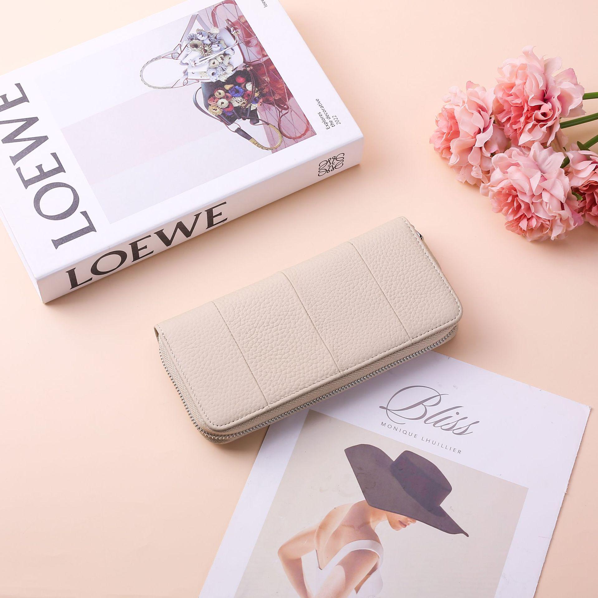 

Litchi Grain Leather Women s Accordion Wallet - Large Capacity Patchwork Clutch with Zipper & Card Holder 20*10*3.2cm брудно-білий