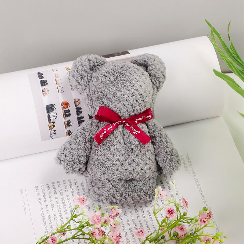 Little Bear Towel – Ideal Souvenir for Kindergarten Events, Birthdays, Celebrations, and Openings.