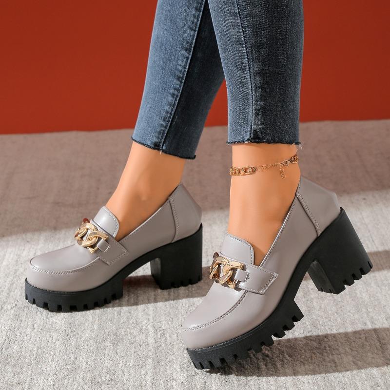 Loafers med tykk såle i store størrelser for kvinner, Nye sko i skinn med firkantet hæl og rund tå