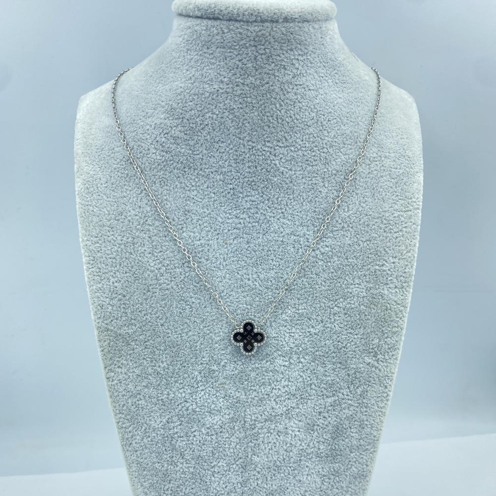 13MM Titanium Steel Ladies Necklace Lucky Four Leaf Clover Necklace