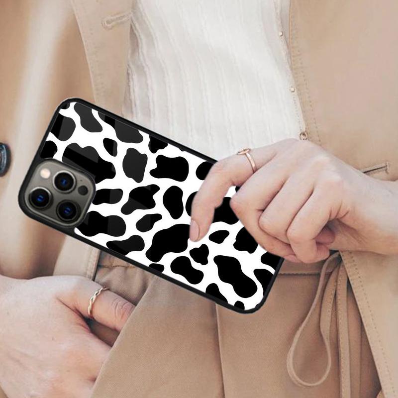 

Cow Milk Black White Magnetic Phone Case For APPLE iPhone 17 Air 16 14 13 12 Pro Max 15 Plus Wireless Charge With MagSafe Cover iPhone 13mini