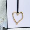 Sweet Cool Exaggerated Big Heart Necklace Metal Choker Velvet Collar Female
