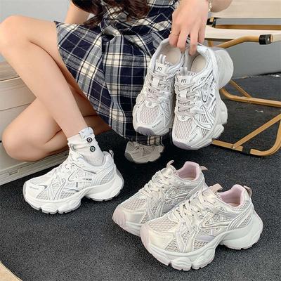Sapatos de pai femininos novos de verão em malha respirável prateados com plataforma sola grossa casuais leves para desporto