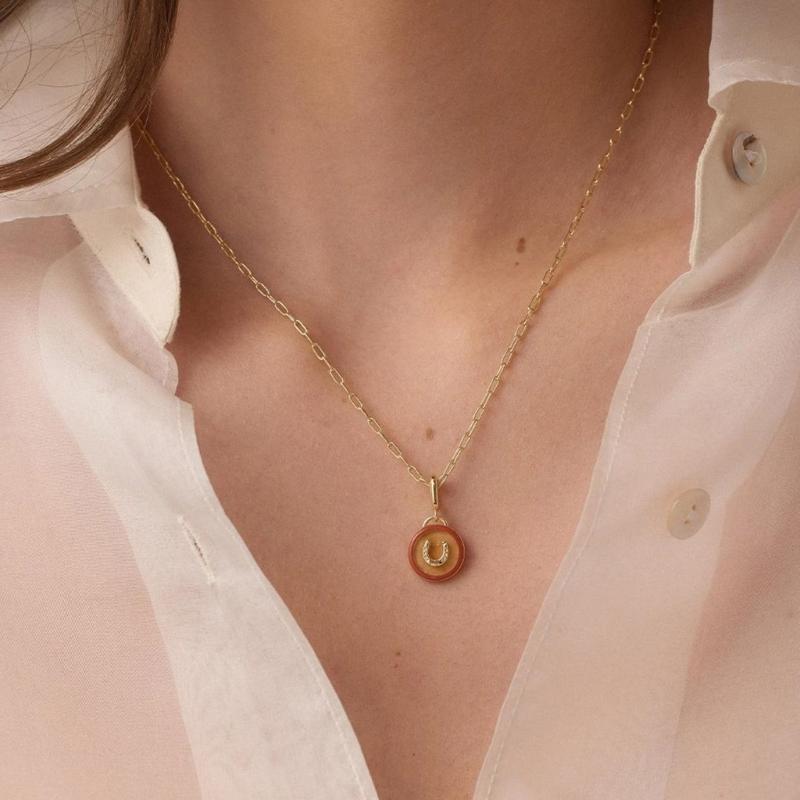 Vibranting Sturdy Alloy Necklace with Butterfly and Floral Styles Portable Accessory for Personalize Styles Enthusiasts
