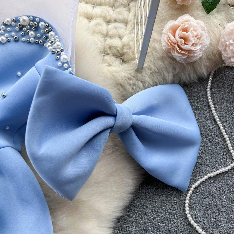Elegante abito da sera in rete con fiocco in pietra con strass Abito da donna blu chic a maniche corte alla moda Abiti spaccati Abito da donna a vita alta con tromba di base 2024