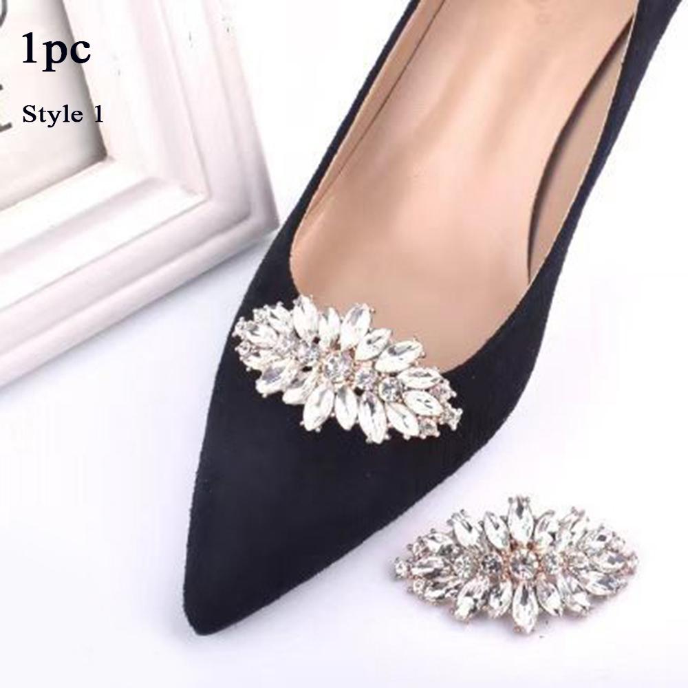 Women High Heel Shiny Decoration Clips Pearl Rhinestone Shoe Clip Wedding Bride Bows Pearl Shoes Crystal Decoration Shoe Buckle