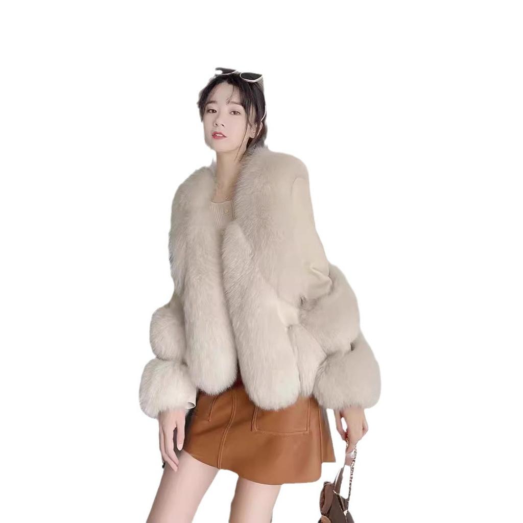 Europe, America, autumn and winter imitation fox hair splicing fur coat short women's warm artificial fur leather coat