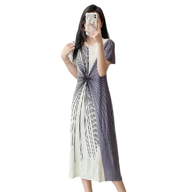 Dress Spring/Summer New Style Casual Loose Round Neck Pleated Short Sleeve Printed Mid length Dress