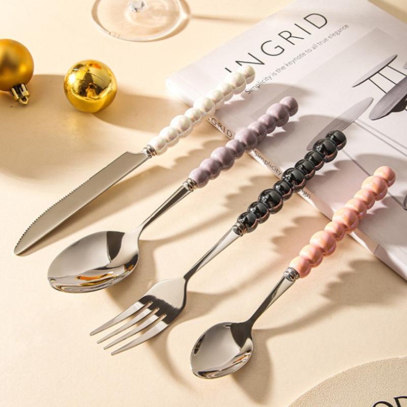 4 szt./zestaw Luksusowy Ceramiczny Uchwyt Perłowy Zestaw Sztućców Nóż Widelec Łyżka Kreatywna Urocza Łyżka do Zupy Sztućce Zachodnie Nóż do Steków Widelec Łyżka