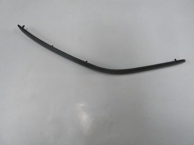 

For Honda Civic SD HB 1996-1998, front bumper cover, right, black Oem 71102-S04-000