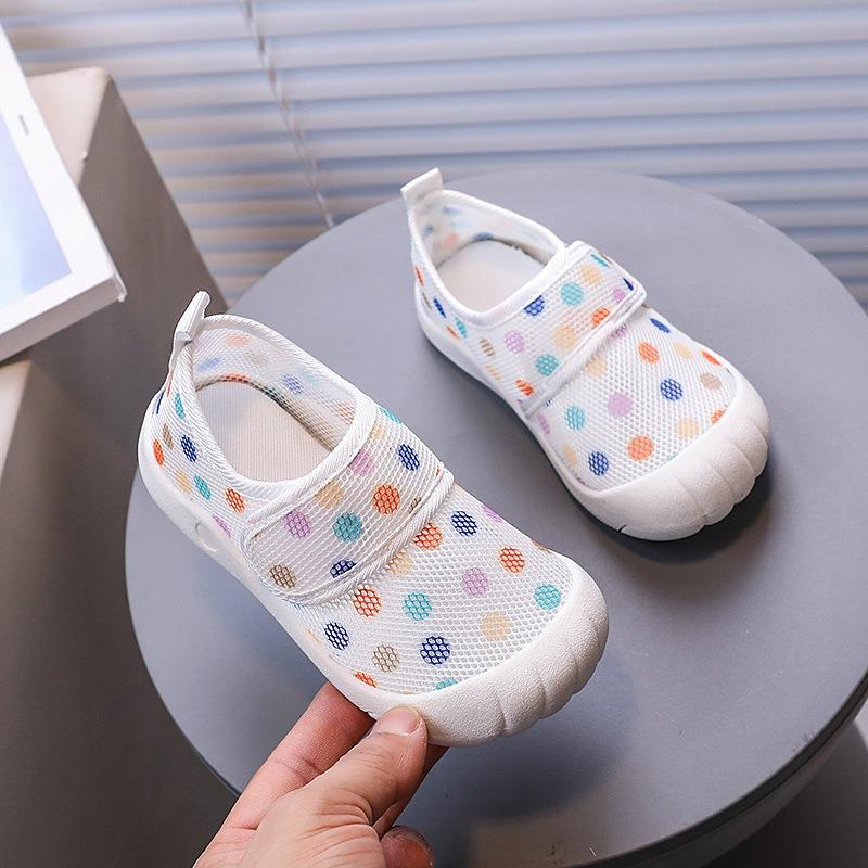 

Летняя Новая Модель Дышащие Сетчатые Туфли / Мальчиковые Туфли с Закрытым Носком, Защитой от Ударов, Перфорацией / Девочковые Цветные Печатные Пляжные Туфли 16 белый