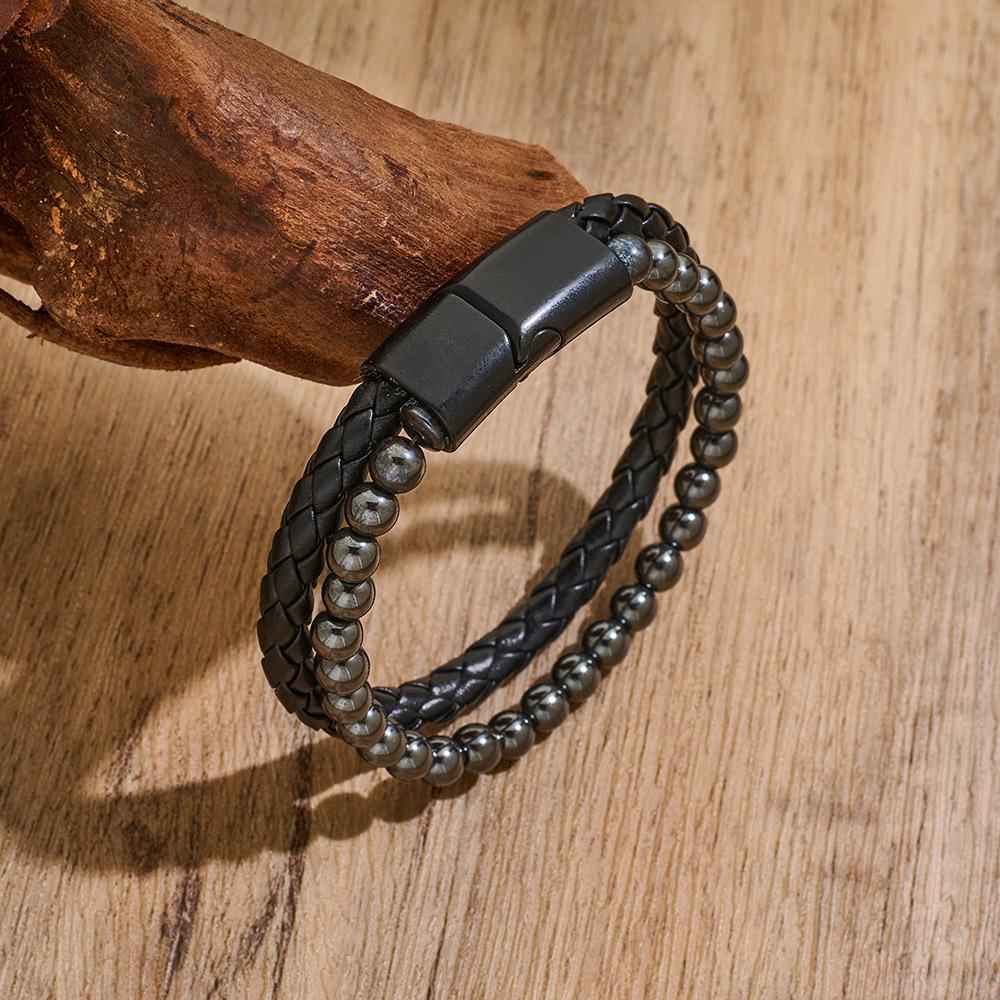 Men's Retro Style Magnetic Buckle Leather Bracelet with Zinc Alloy and Volcanic Stone