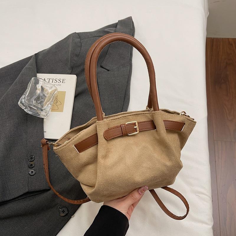 Autumn and winter niche suede bag women's new versatile messenger bag fashion handbag small bag