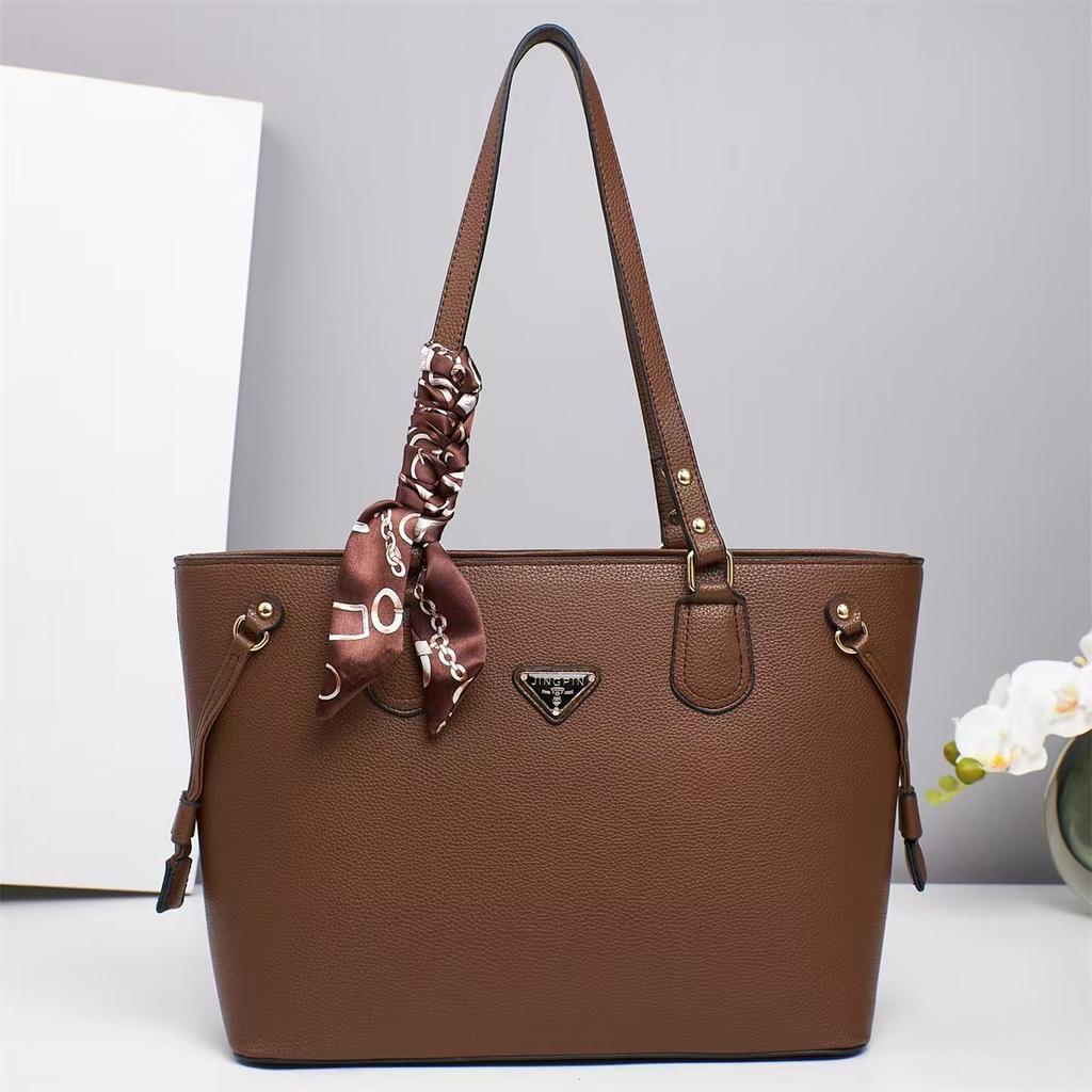 New Advanced Texture Bucket Bag Fashion High Appearance Level Macaron Handbag Large Capacity All-matching Shoulder Bag