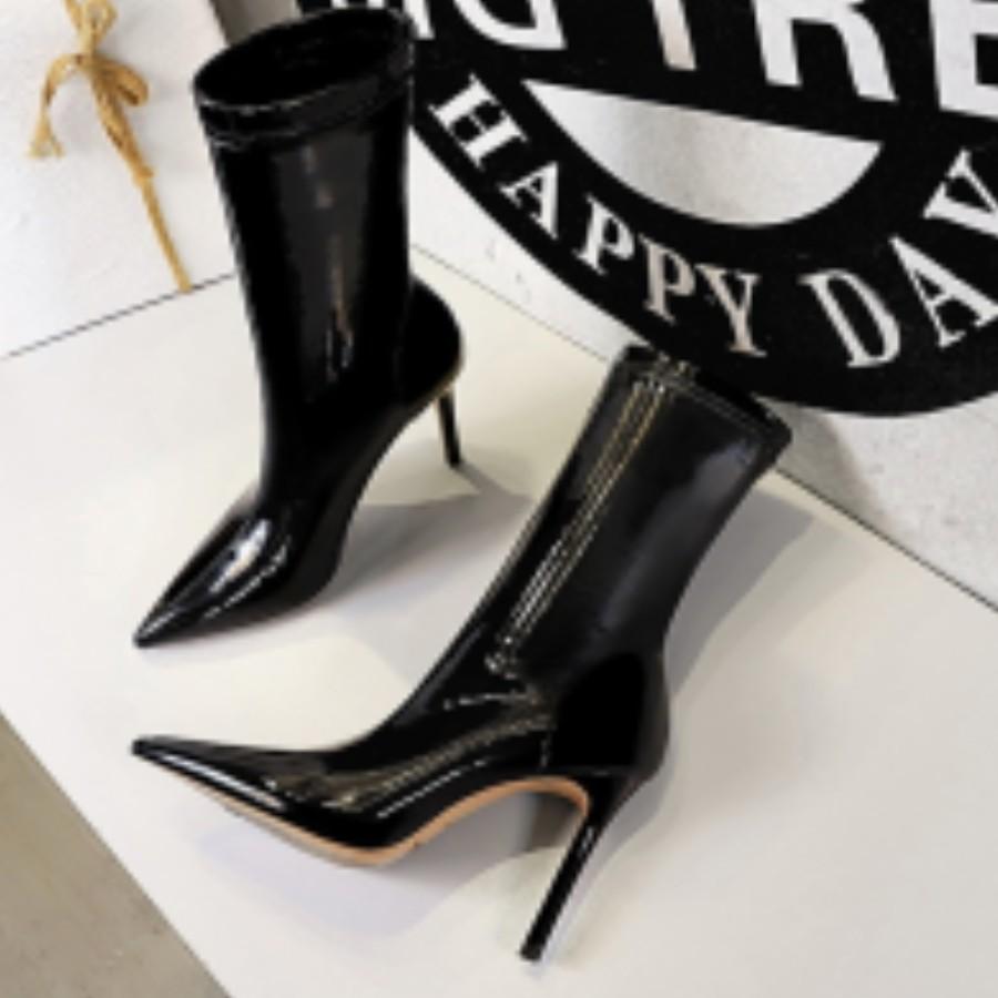 Womens European and American Fashion Thin Shiny Elastic Thin Pointed Short Boots