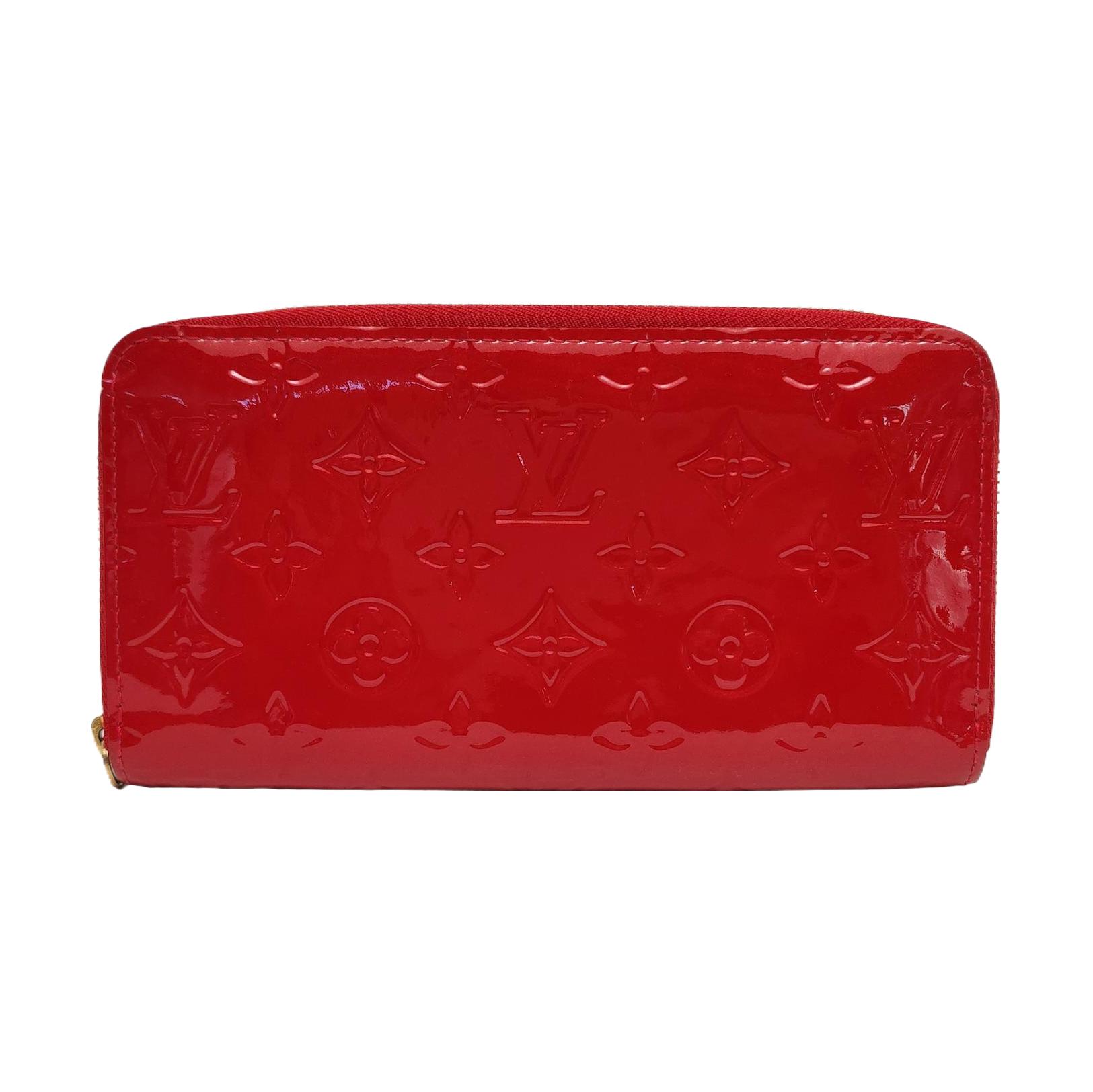 [Pre-Owned] Zippy Leather Wallet - Very Good #1GLZ1C0 ONE SIZE