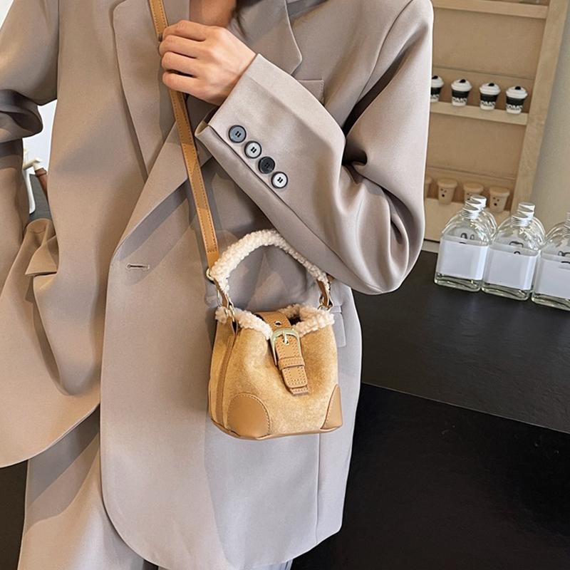 Autumn and Winter Women's Shoulder Bag Casual Retro Plush Bag Versatile Mini Portable Bucket Crossbody Bag KTY