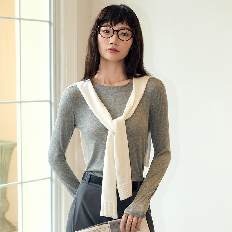 

Women s Slim Fit Solid Color Round Neck T-Shirt - Spring/Autumn 2025 Collection Medium