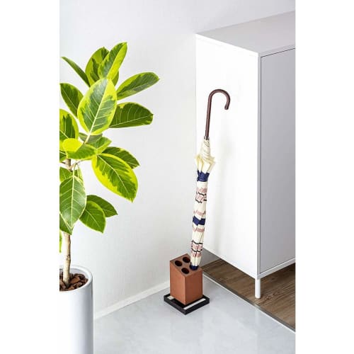 Anesti Umbrella Stand, Brown, 4-Stand, Approx. 12.5cm H x 12.5cm W x 17cm H, Kalari Diatomaceous Earth, Built-in, Slanted Umbrella Stand, HO1957