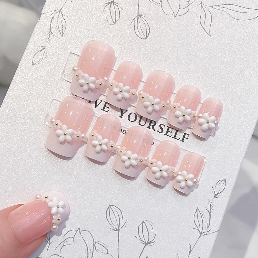 Small Fresh Sweet Flower Nail Patch Fake Nails Fashion Simple And Cute Style