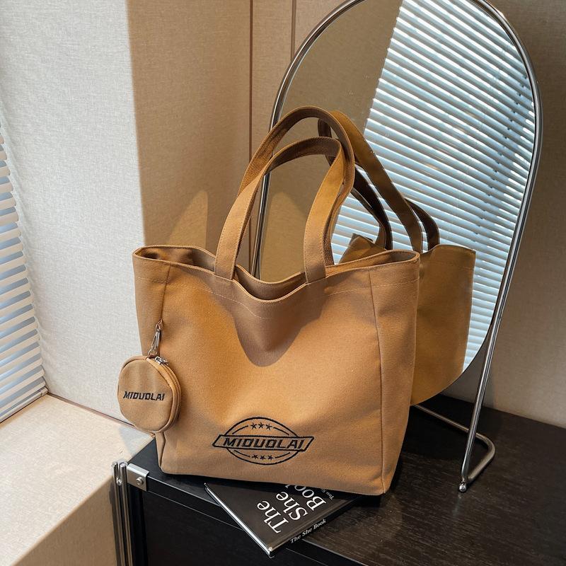 

Canvas bag women s large-capacity new summer simple and versatile shoulder bag college student class tote bag коричневый
