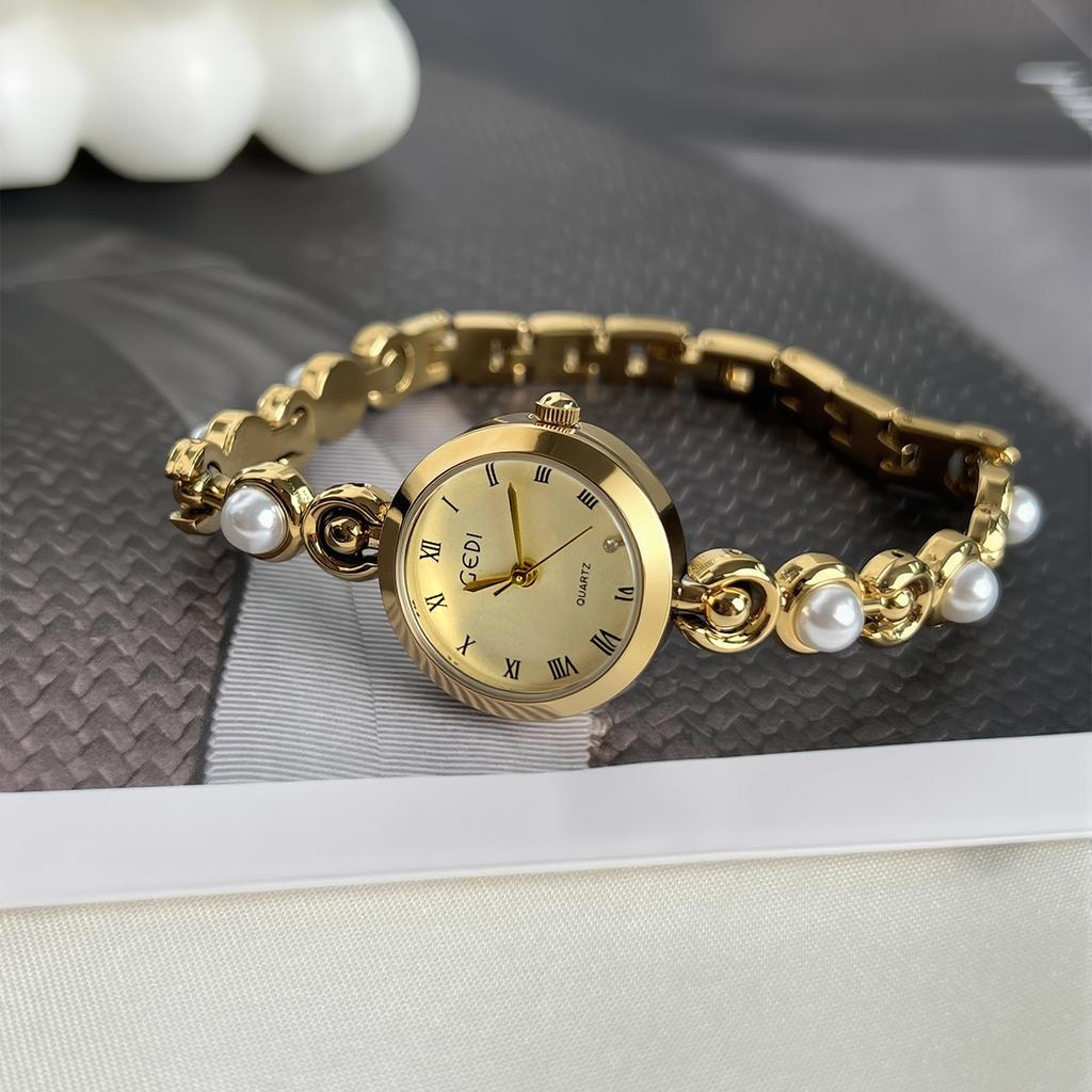 French Retro Pearl Watch Women'S High-End Bracelet Watch Temperament Roman Scale Quartz Watch