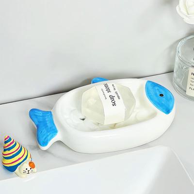 Soap Dishes Creative and Cute Small Fish Soap Box Drain Toilet Ceramic Storage Box Bathroom Sink Shelf Bathroom Accessories