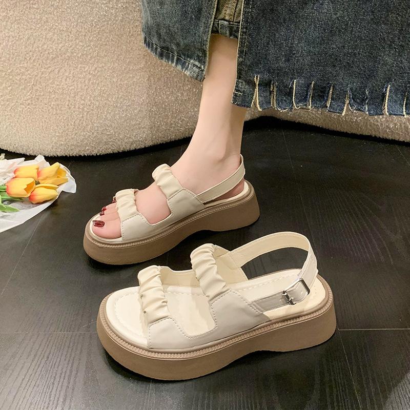 Retro thick low women's sandals 2025 summer new mid-heel Korean one-character pleated buckle Roman beach shoes women