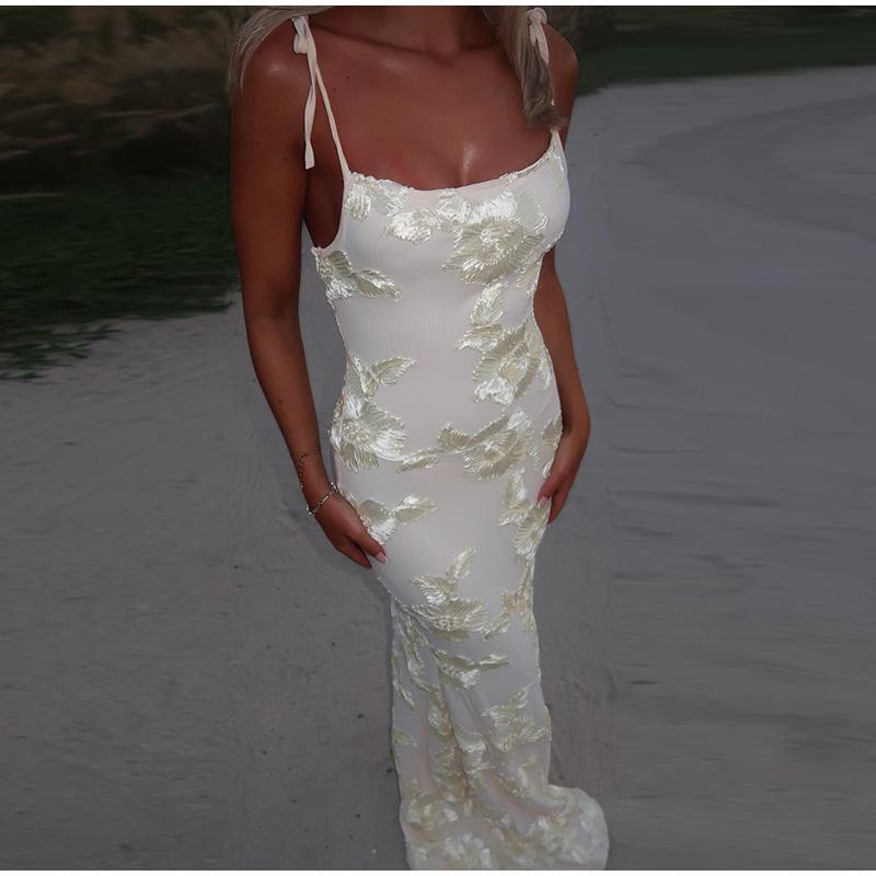Floral Embroidery O-neck Backless Sleeveless Female Dresses Slim Hip Package Party Lady Evening Robe