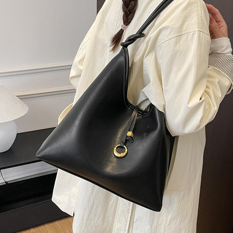 Tote Bag New Versatile Simple Commuting Bag Retro Fashion Armpit Bag Lazy Style Large Capacity Shoulder Bag