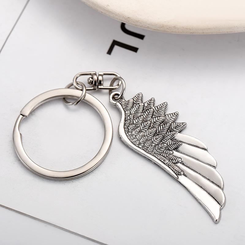 Retro Single Wing Stainless Steel Keychain Angel Feather Design Fashion Unique Pendant Practical Daily Bag Charm