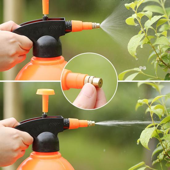 0.8/1/2/3L Spray Bottle Adjustable Nozzle Comfortable Grip Hand Pressure Sprayer Kettle Garden Accessories for Household