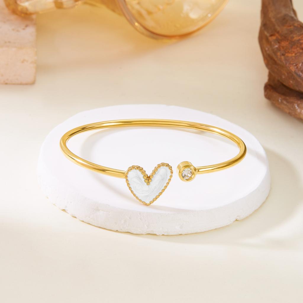 New Trendy Gold Plated Simple Heart Cuff Bangles for Women High Quality Stainless Steel Crystal Bracelets Waterproof Jewelry
