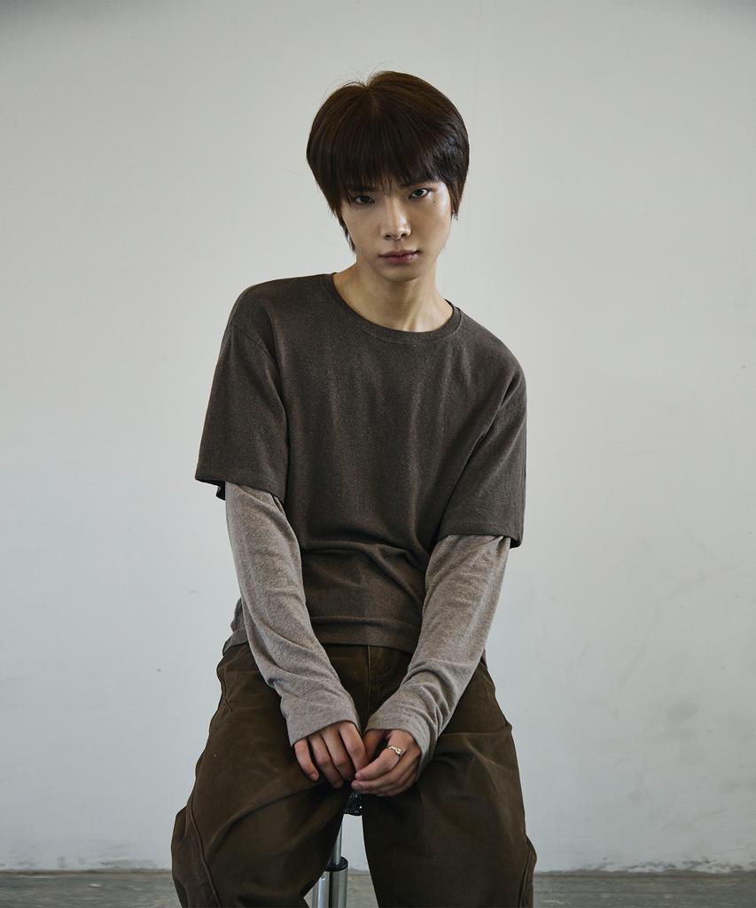 Seukeulaeteulpigsel Layered Border Long Sleeve [Brown]