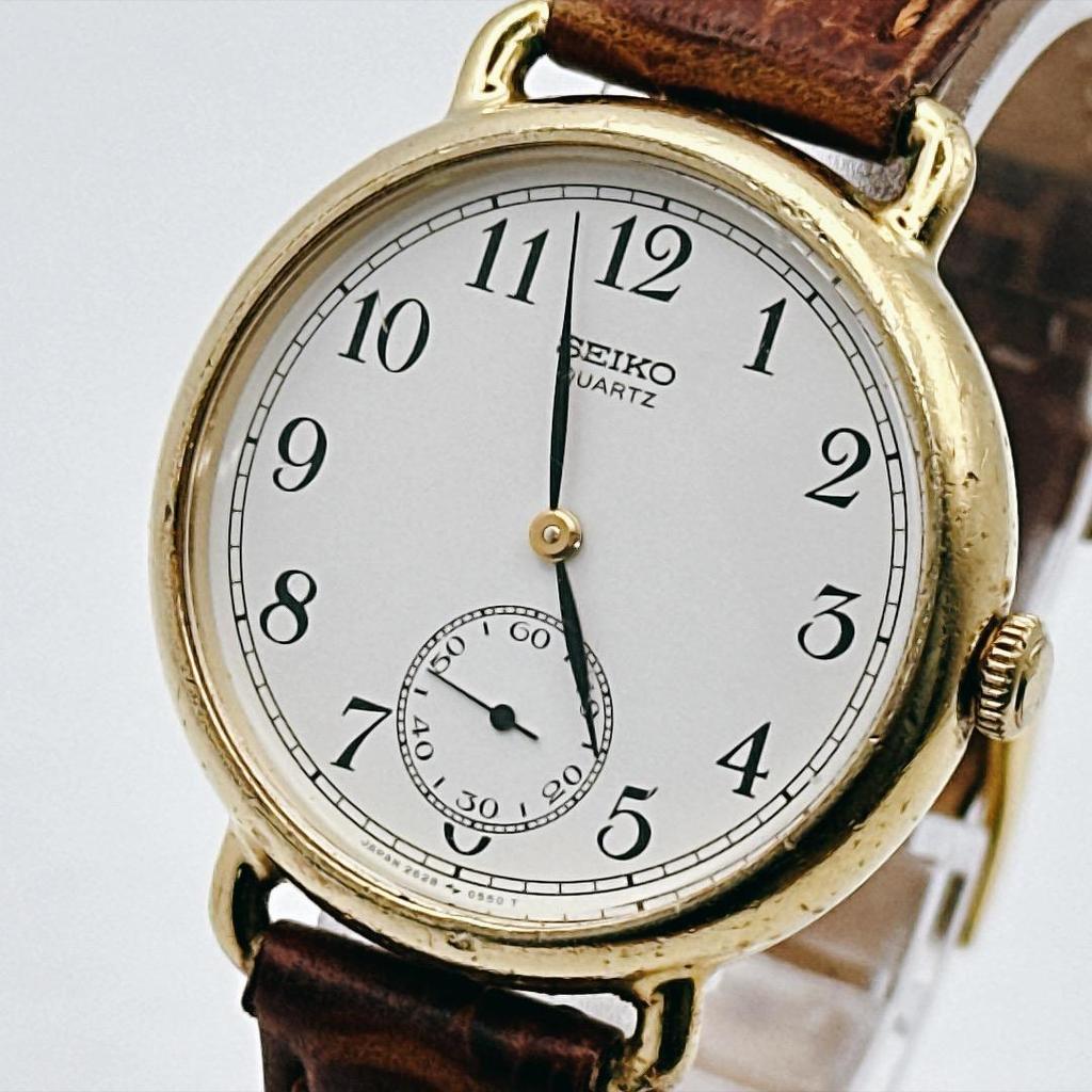 Used vintage SEIKO unisex small second round working battery replaced
