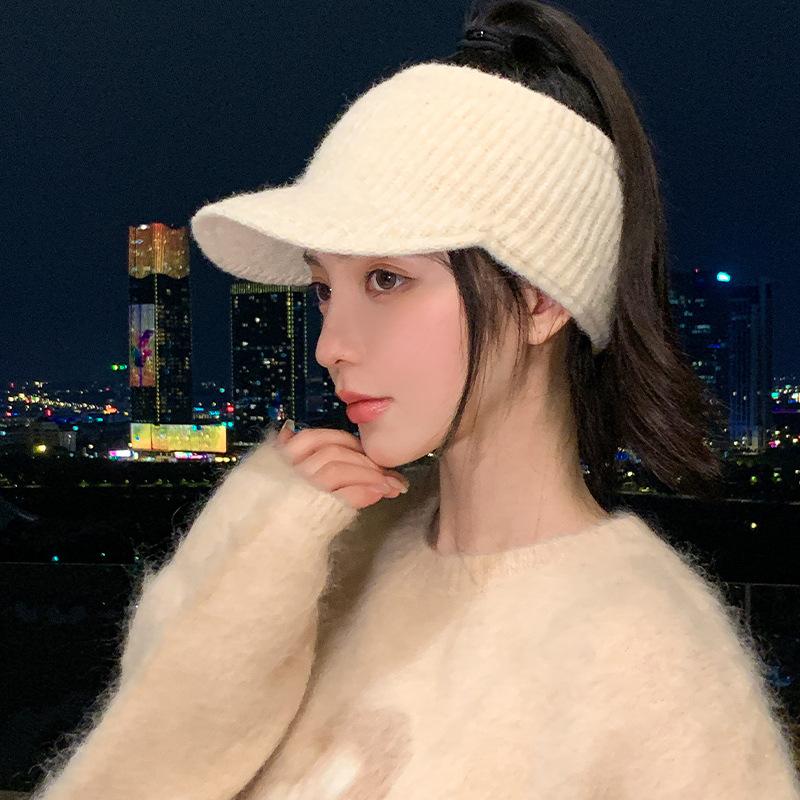 Autumn and winter warm hat women's cold-proof knitted hat wool hat versatile simple face small empty top hat tide