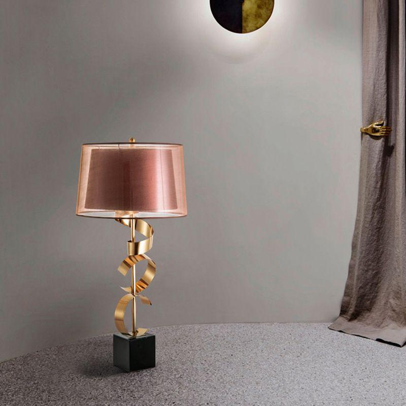 Post-modern minimalist luxury villa living room, bedroom bedside lamp, personalized artistic study table lamp