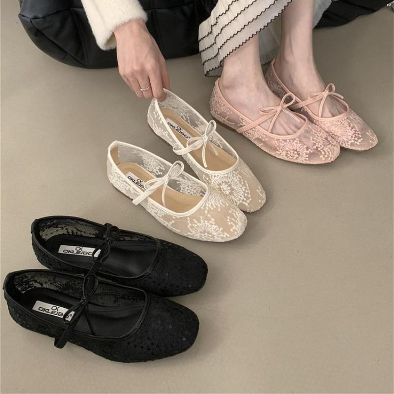 2026 Women's Flat Mary Jane Shoes Embroidered Chinese Style Fashionable All-Match White Flats Round Toe Rubber Sole Ballet Shoes
