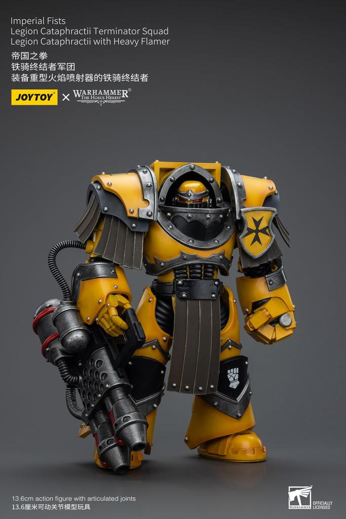 JoyToy Warhammer 40K Imperial Fists Legion Cataphracti Terminator Corps Legion Cataphracti with Heavy Flamer Scale Figure 118