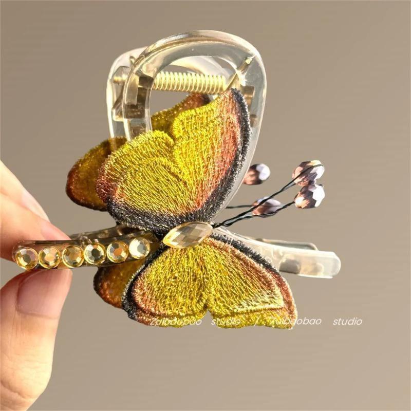 Fallen Butterfly Temperament Retro Style Embroidered Butterfly Clip for Women Medium Size Half-tied Hair At The Back of The Hair