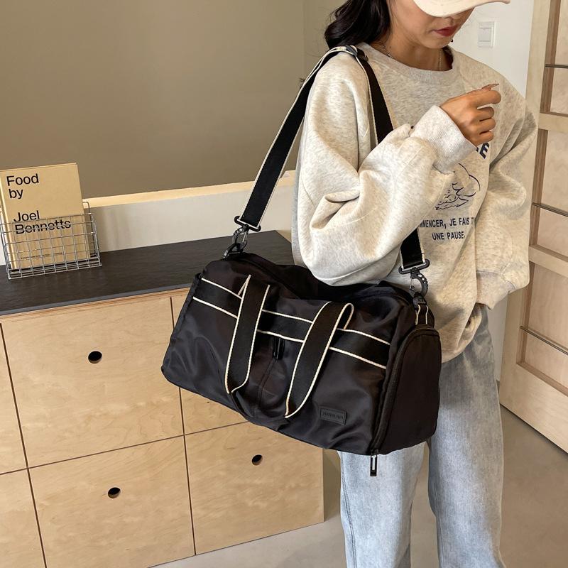 New Simple and Large-capacity Portable Travel Bag, Short-distance Business Trip Boarding Bag, Sports Yoga Messenger Fitness Bag