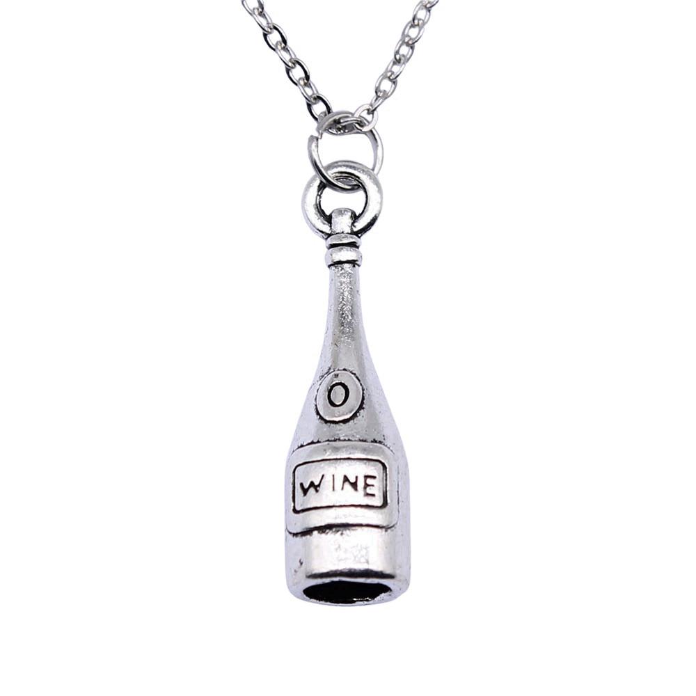 Hammered Horseshoe Pendant Necklace Western Cowboy Lucky Charm 40cm Short Chain