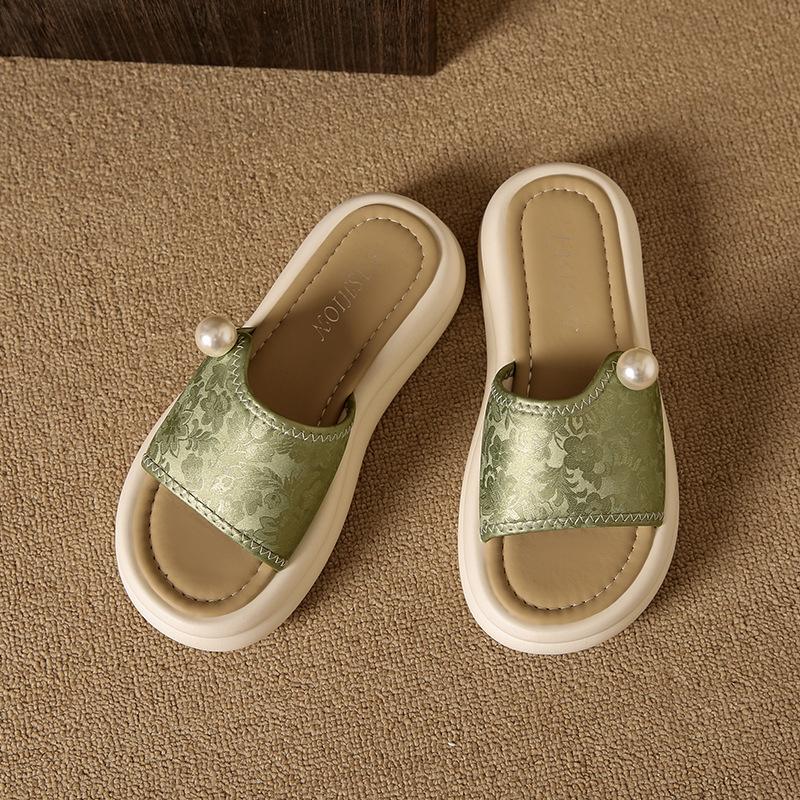 

Thick-bottomed one-word slippers for women to wear new summer fashion temperament soft-bottomed vacation seaside sandals 41 зелёный