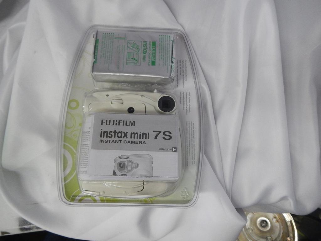 FUJIFILM instax mini7S Instax Weiß INIS MINI 7S WT